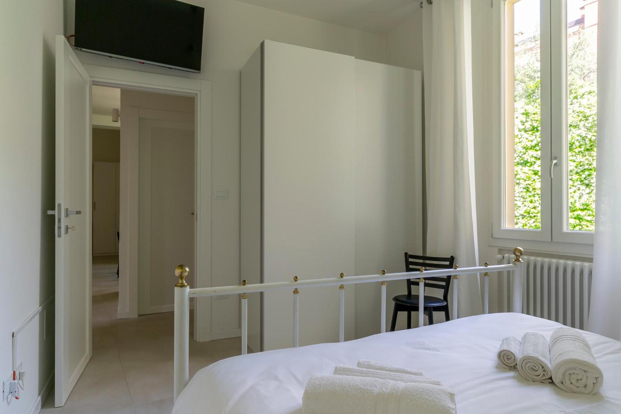 Apartment Amos - 5 Minutes From Piazza Maggiore بولونيا المظهر الخارجي الصورة