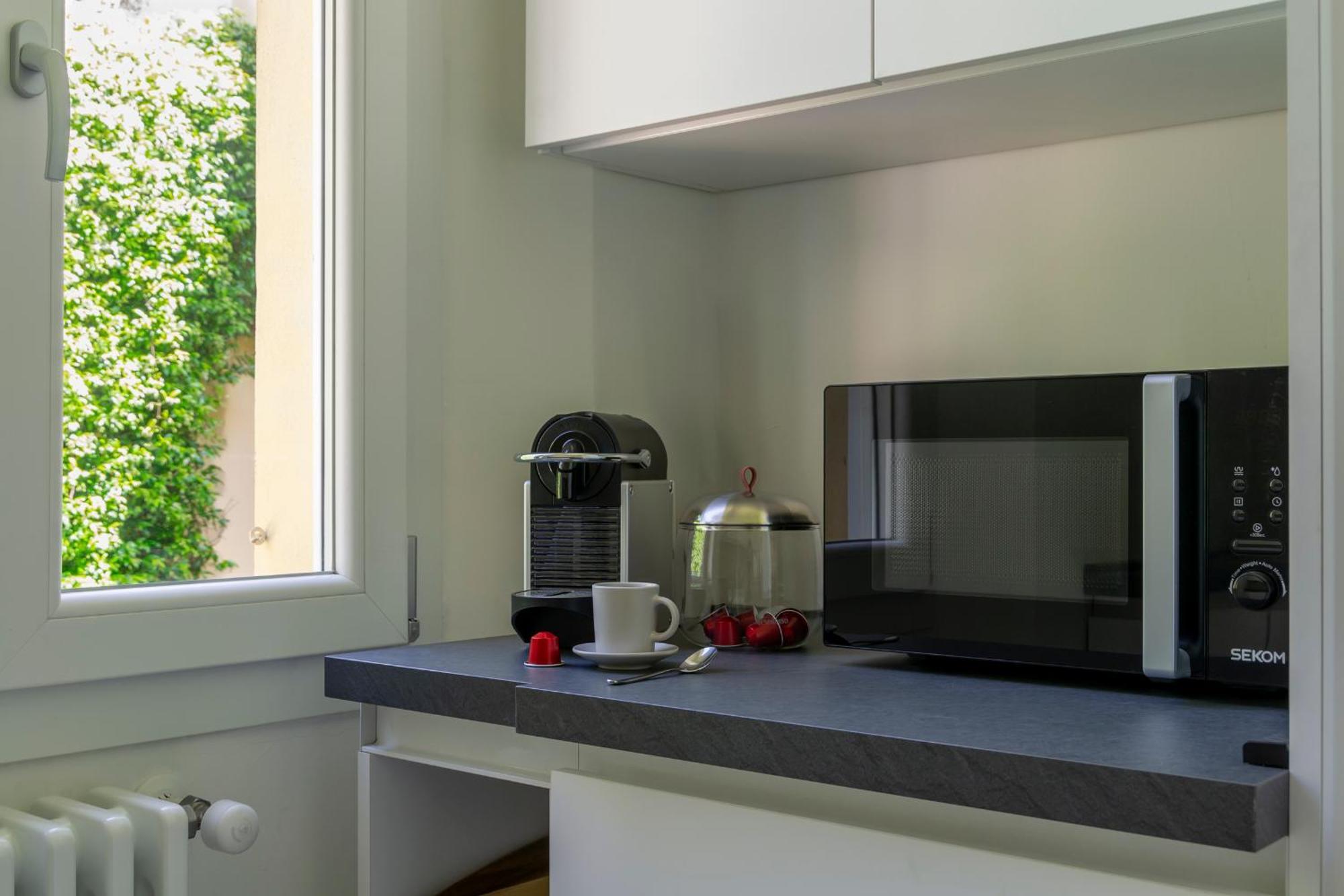 Apartment Amos - 5 Minutes From Piazza Maggiore بولونيا المظهر الخارجي الصورة